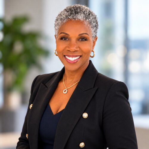 Evelyn D Brooks